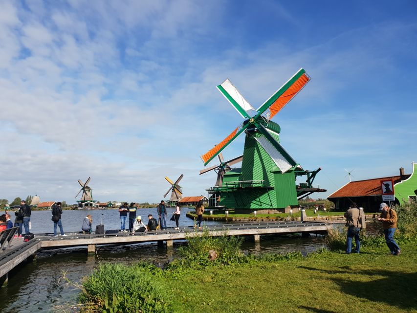 from-amsterdam-small-group-zaanse-schans-and-volendam-tour