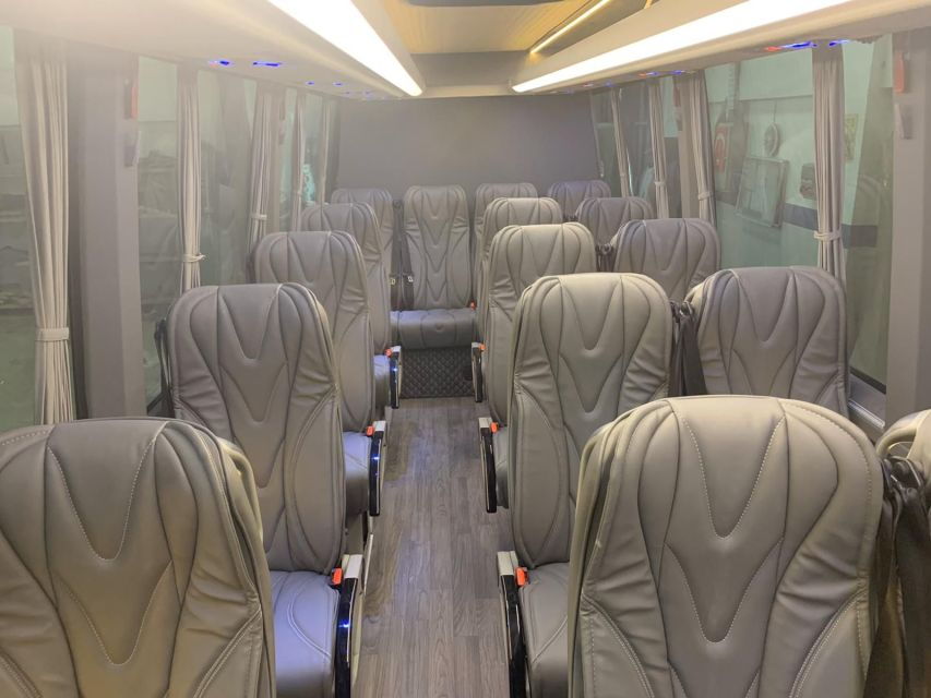 from-amsterdam-windmills-volendam-marken-private-tour