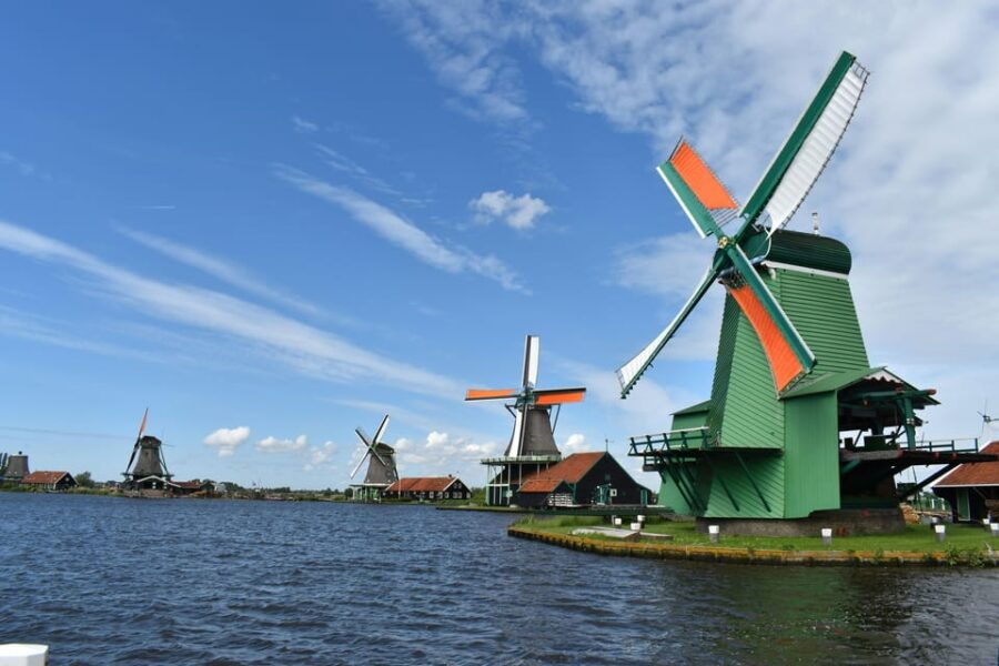from-amsterdam-zaanse-schans-windmills-guided-tour-half-day