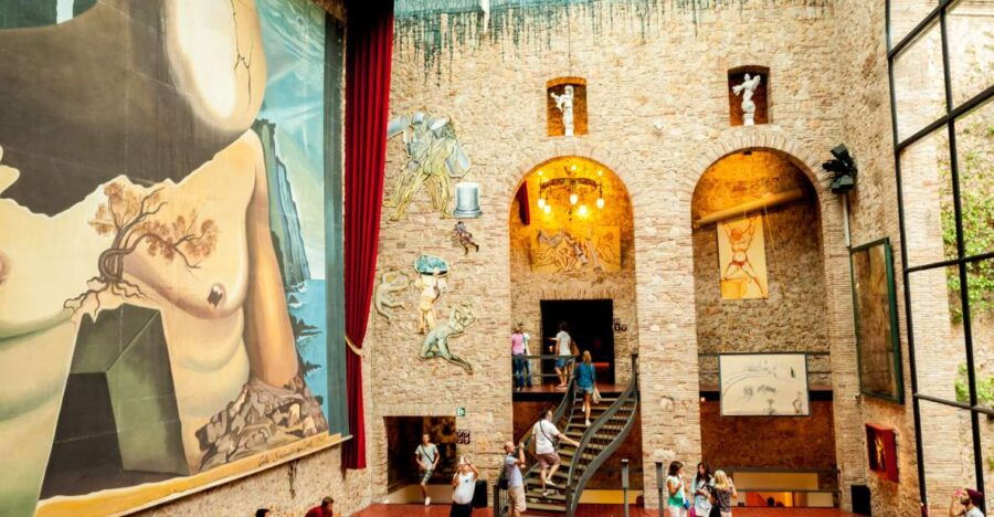 from-barcelona-girona-guided-tour-dali-museum-in-figueres