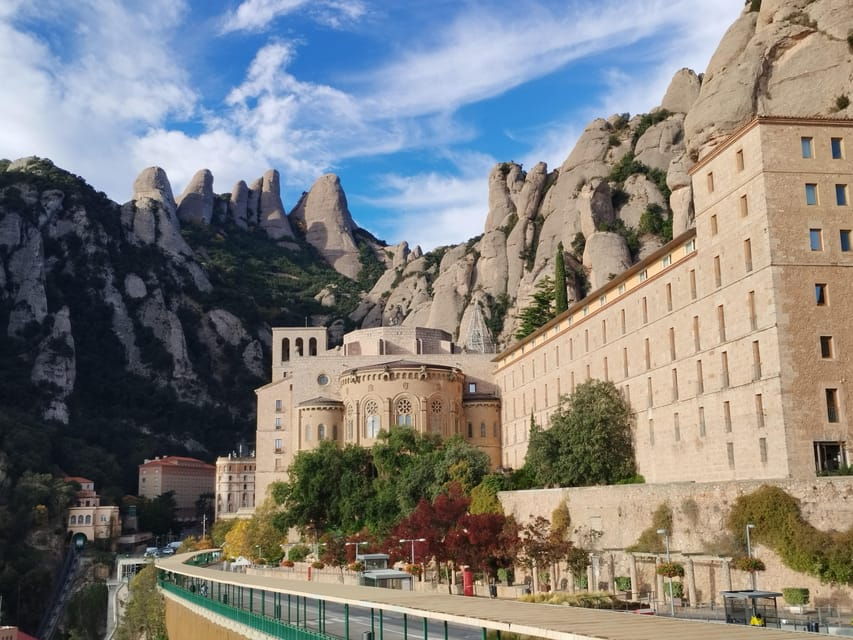 from-barcelona-montserrat-monastery-hike-with-cable-car