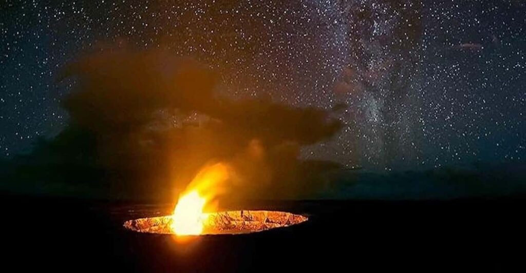 From Kauai: Hawaii Volcanoes National Park Experience