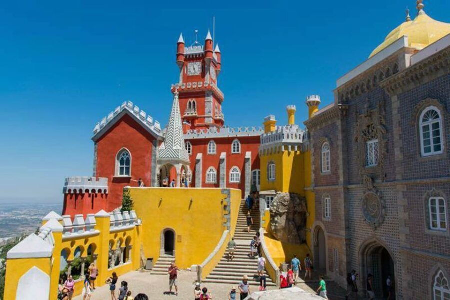 from-lisbon-half-day-private-sintra-cascais-tour