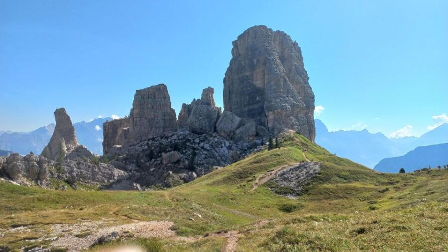 from-venice-dolomites-and-lake-braies-day-trip-by-minivan
