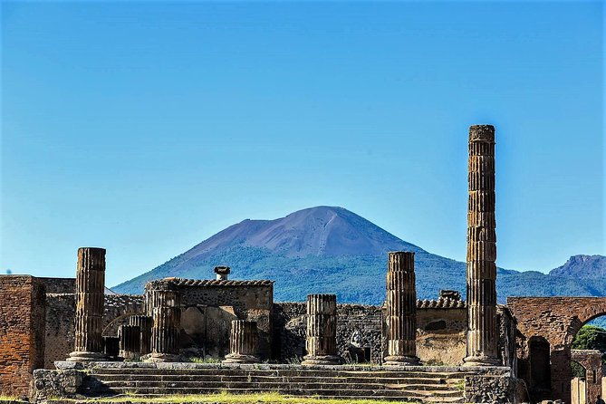 full-day-pompeii-vesuvius-winery-lunch-experience-private-tour
