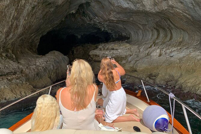 full-day-private-boat-tour-of-capri-6