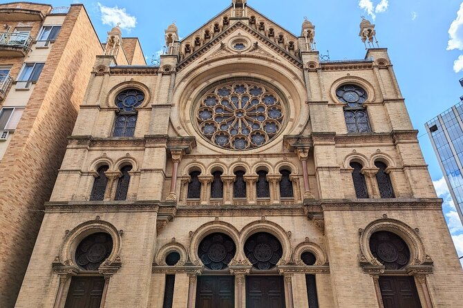 full-day-private-tour-of-manhattan-by-foot-subway-and-ferry