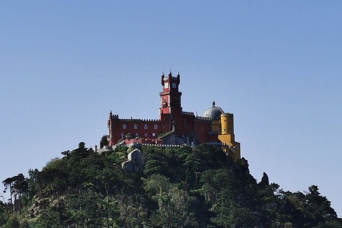 full-day-tour-to-sintra-and-4-palaces-included