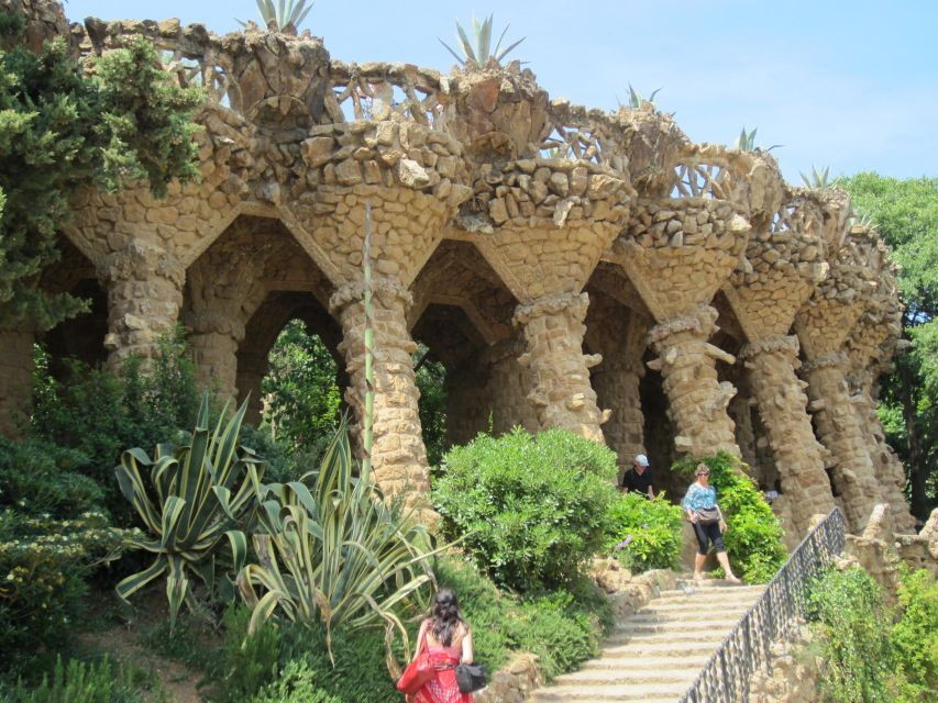 gaudis-legacy-exclusive-tour-to-park-guell-and-casa-batllo