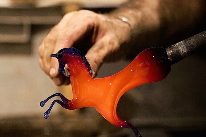 glass-factory-with-exclusive-boat-and-private-guide