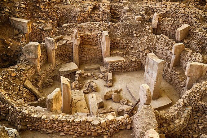 gobekli-tepe-mountain-nemrut-tour-2-days-1-night-from-istanbul