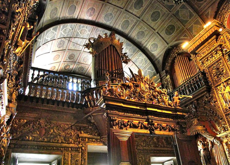 guided-exploration-of-the-historic-montserrat-monastery