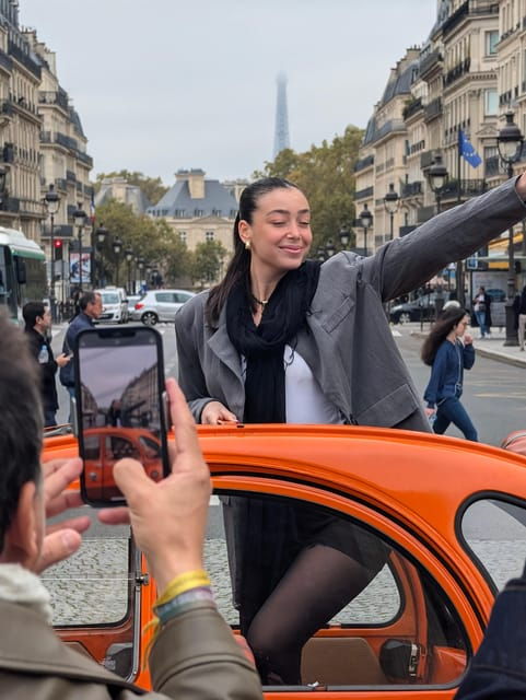guided-tour-of-paris-most-famous-monuments-in-a-vintage-car