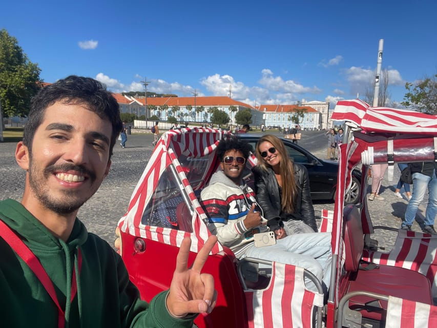 guided-tuk-tuk-tour-in-lisbons-old-neighborhoods