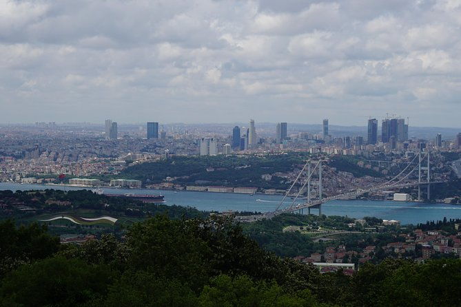 half-day-morning-bosphorus-cruise-spice-bazaar-visit-bus-and-boat-tour