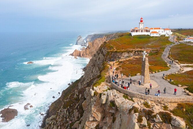 half-day-private-panoramic-tour-to-sintra-and-cascais-from-lisbon