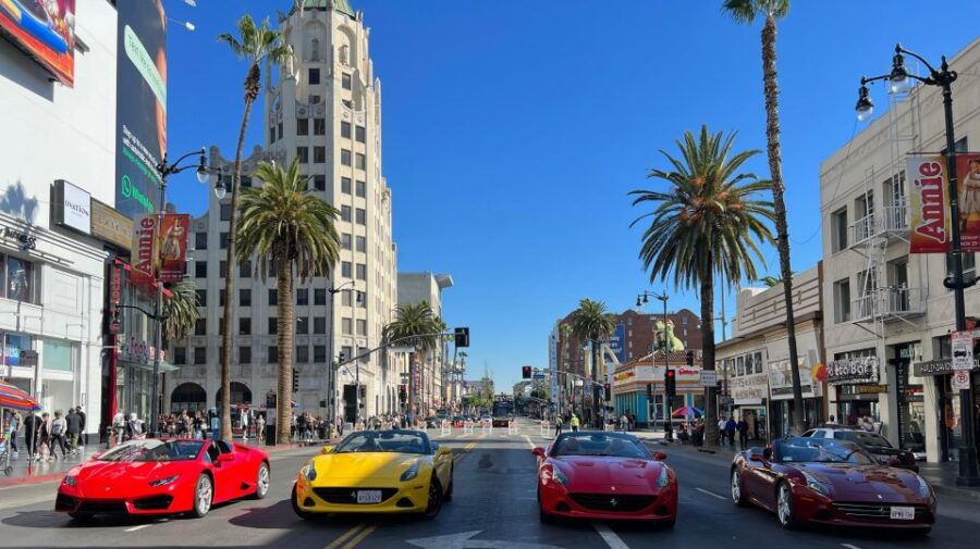 hollywood-sign-30-min-lamborghini-tour-drive-or-be-driven