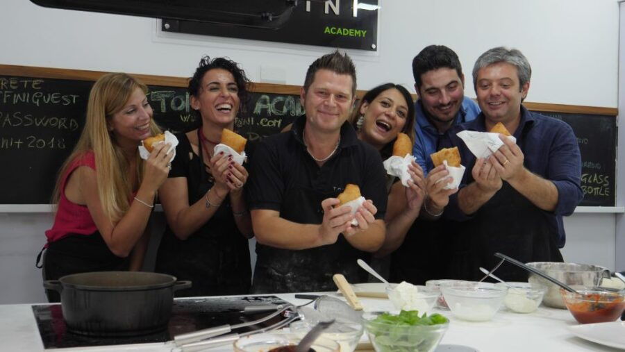 homemade-neapolitan-pizza-experience