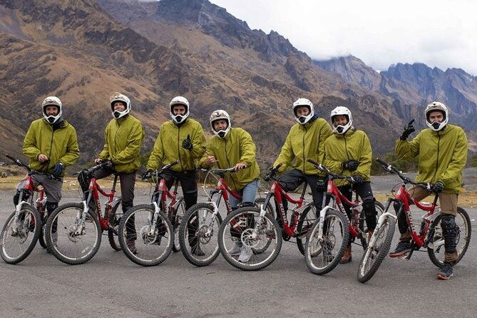 inca-jungle-trek-to-machu-picchu-4-days-with-rafting-and-zip-line