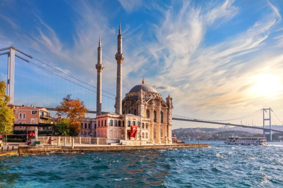 istanbul-bosphorus-and-golden-horn-river-sunset-cruise