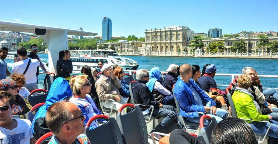 istanbul-bosphorus-cruise-w-audio-guide-and-sunset-option