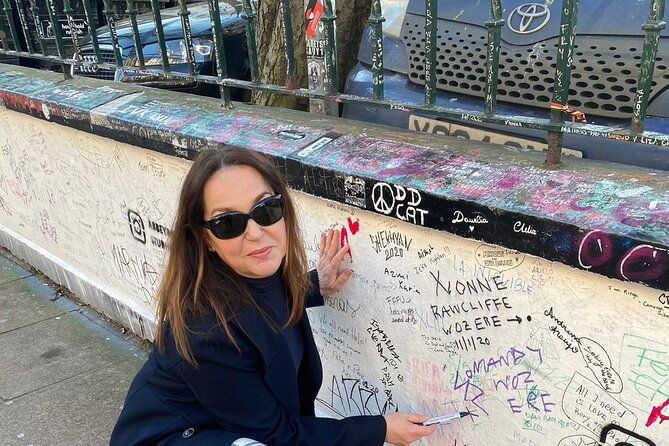 its-only-rock-n-roll-but-i-like-it-taxi-tour