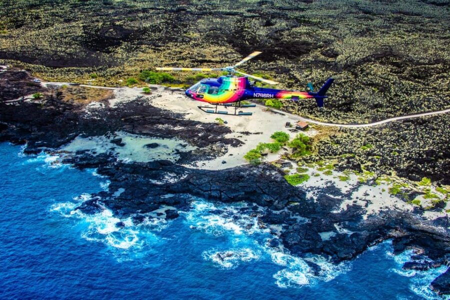 Kailua-Kona: Coastal Scenic Doors On/Off Helicopter Tour