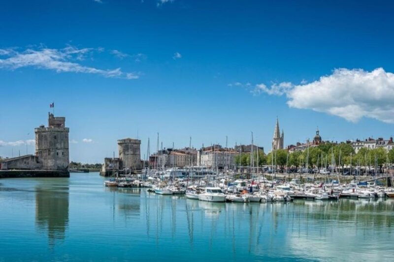 la-rochelle-private-custom-walking-tour-with-a-local-guide
