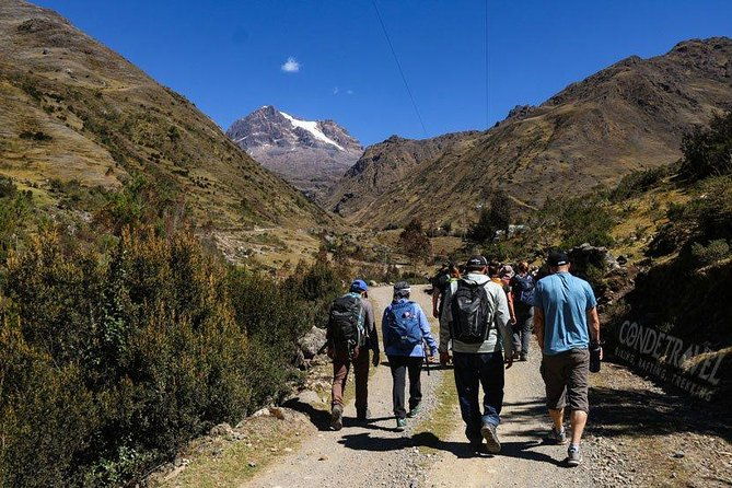 lares-trek-private-service