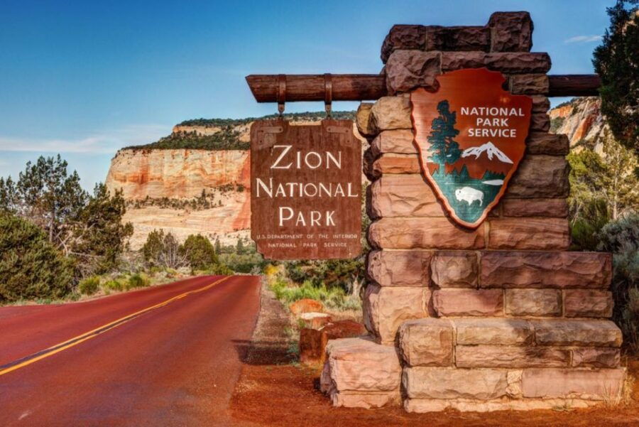 Las Vegas: 3-Day Guided Tour of 7 Southwest Parks With Hotel