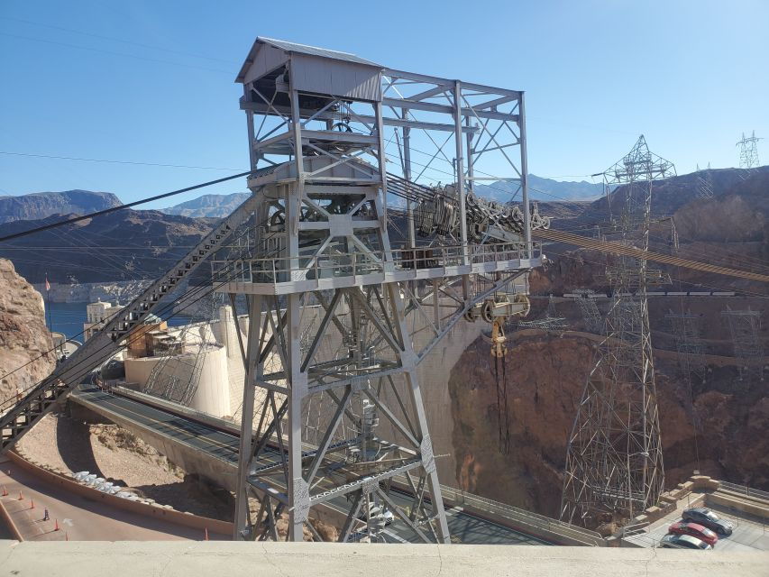 las-vegas-hoover-dam-valley-of-fire-day-trip-with-brunch