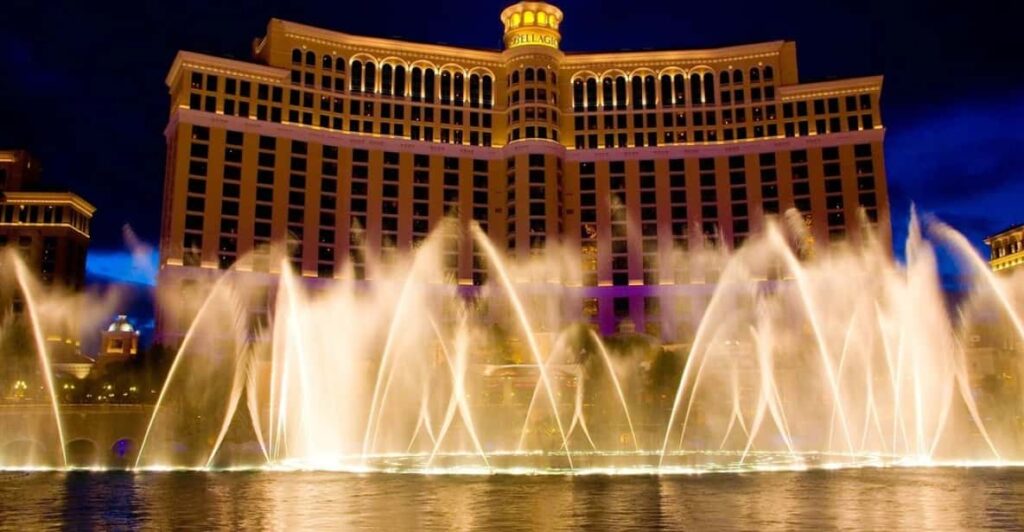 Las Vegas: Night City Tour With Hotel Pickup