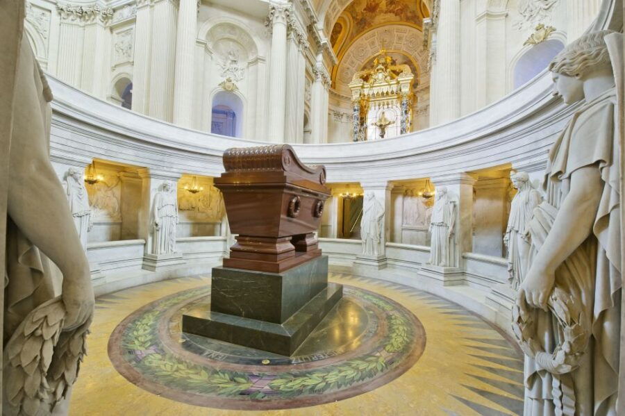 les-invalides-napoleons-tomb-army-museum-entry