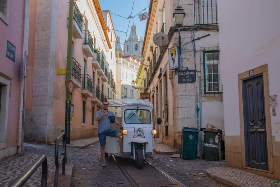 lisbon-2h-or-4h-private-tuktuk-tour-with-a-true-local-guide