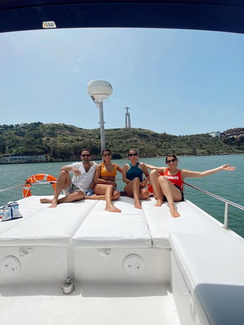 lisbon-4h-private-luxury-catamaran-tour-with-welcome-drink