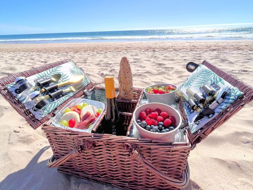 lisbon-beach-brunch-picnic-with-set-up-and-transfers