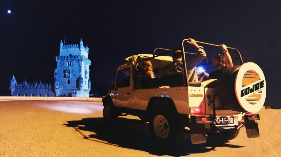 lisbon-by-night-vintage-jeep-with-drink-tastings-2