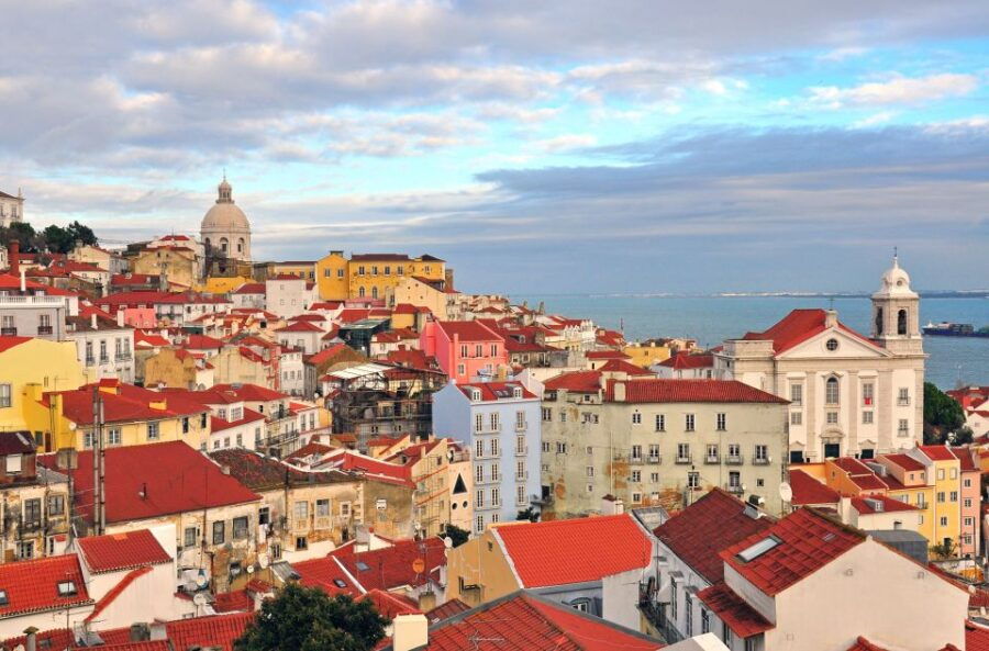 lisbon-city-highlights-tour-by-tuk-tuk