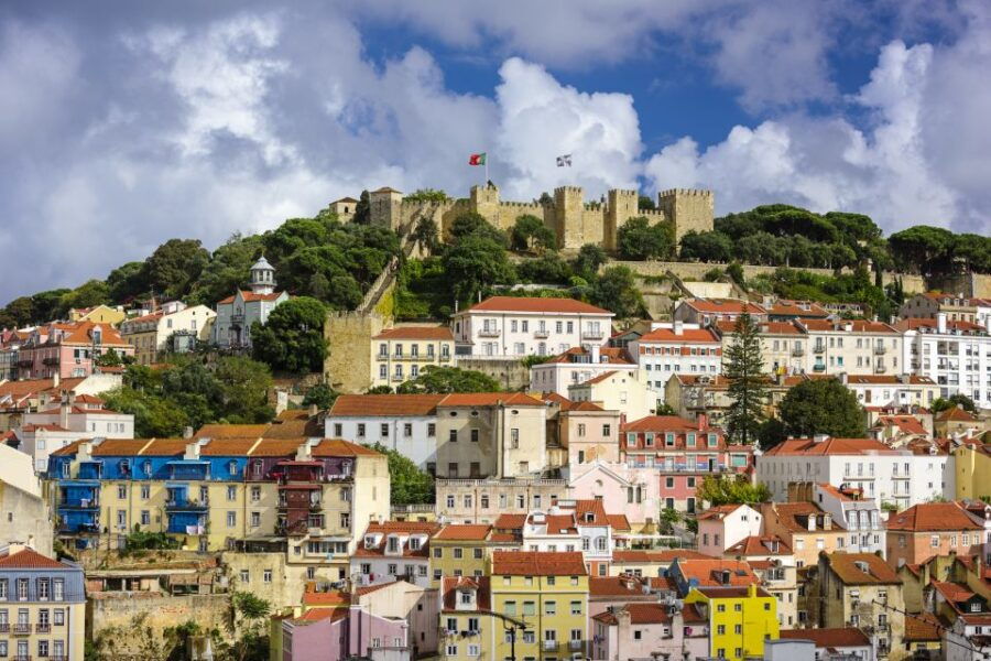 lisbon-from-east-to-west-private-tour-by-tukxi