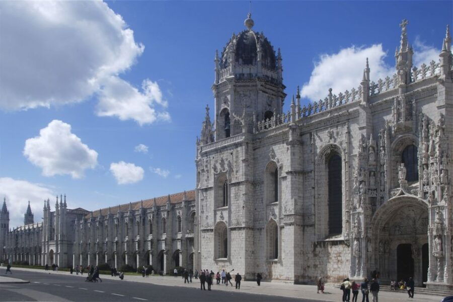 lisbon-full-day-small-group-city-sightseeing-tour