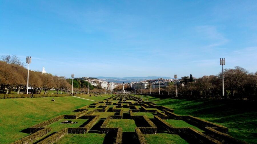 lisbon-half-day-private-luxury-city-tour