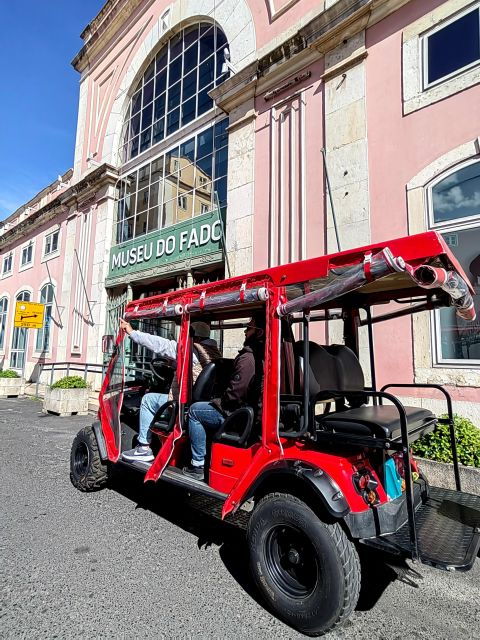 lisbon-hop-on-hop-off-sightseeing-tuktuk-tour