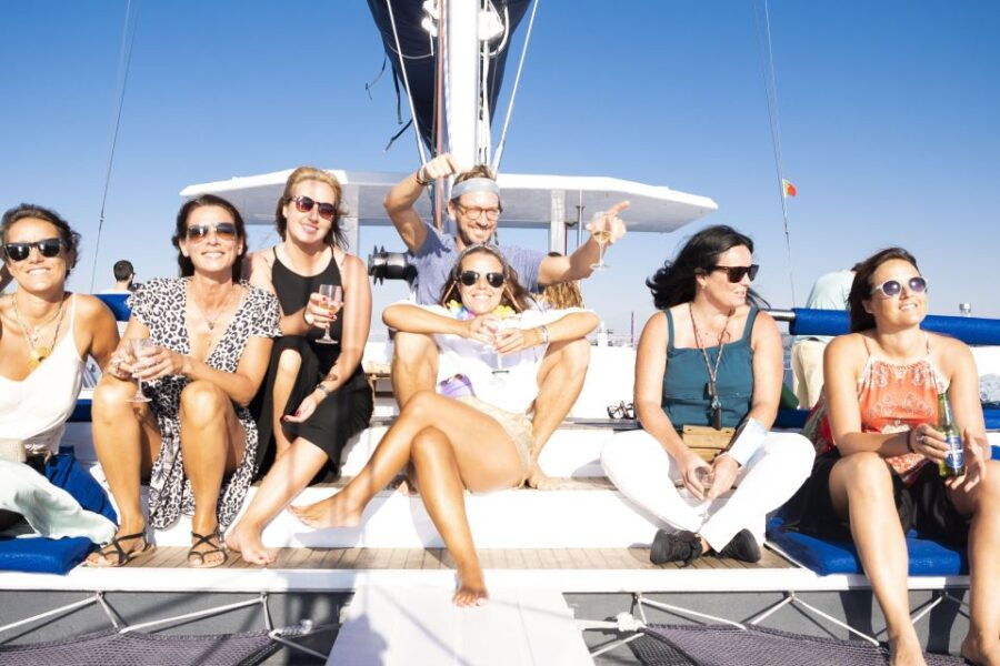 lisbon-luxury-private-sailing-boat-cruise-on-river-tagus
