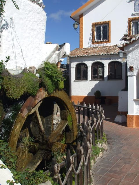 lisbon-mafra-palace-sobreiro-and-ericeira-day-trip