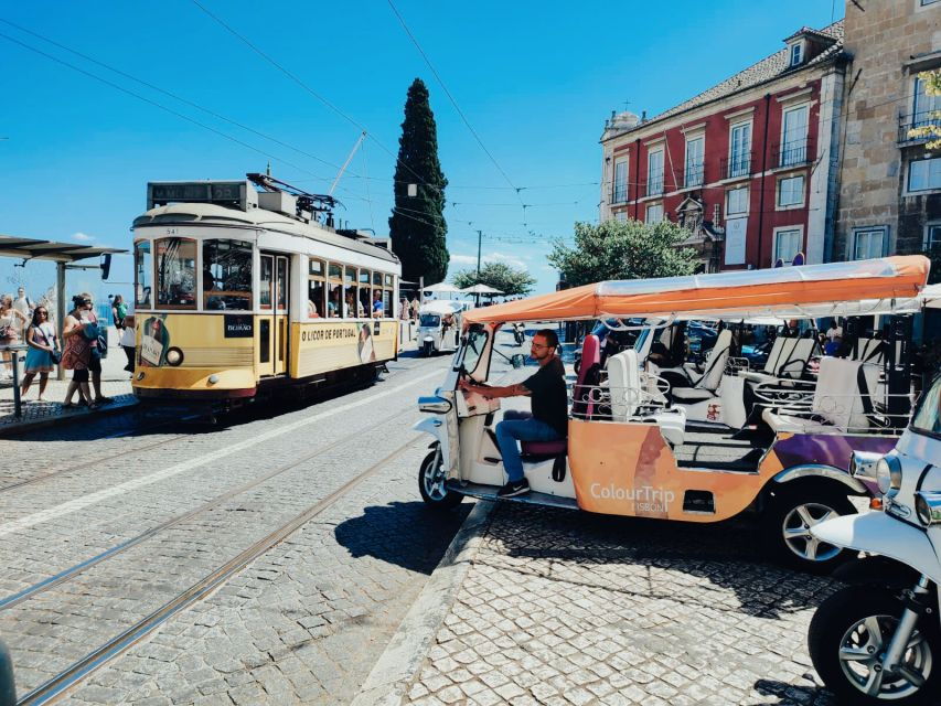 lisbon-panoramic-historical-sightseeing-tour-by-tuk-tuk