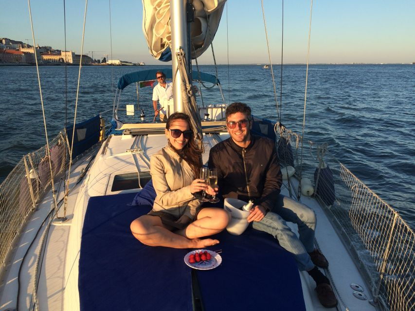 lisbon-private-sunset-sailing-tour-with-champagne