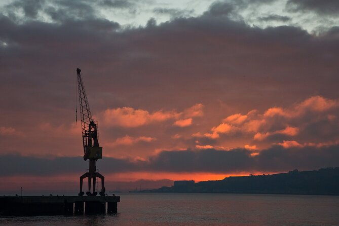 lisbon-river-walk-sailors-docks-and-pipe-dreams