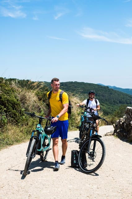 lisbon-sintra-cascais-cabo-da-roca-by-e-bike-transfer