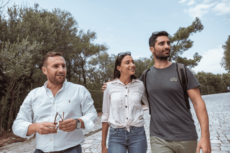 lisbonfatimabatalha-alcobaca-private-day-trip-with-local