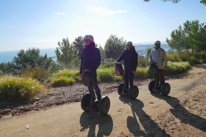 live-guided-segway-tour-to-montjuic